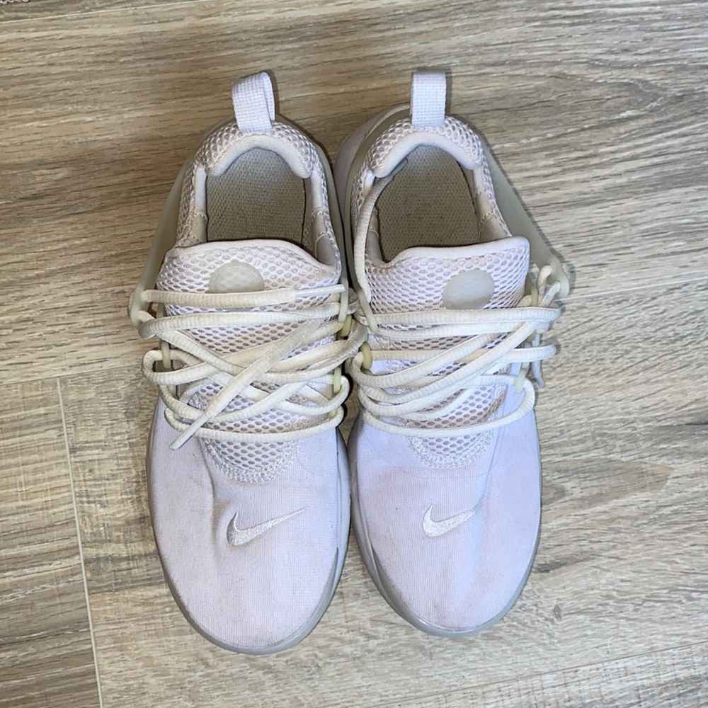 Nike sneakers - Picture 2 of 6